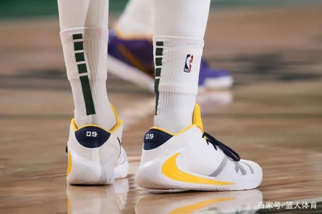 西甲-孔德破门 巴萨客场1-1战平赫塔菲